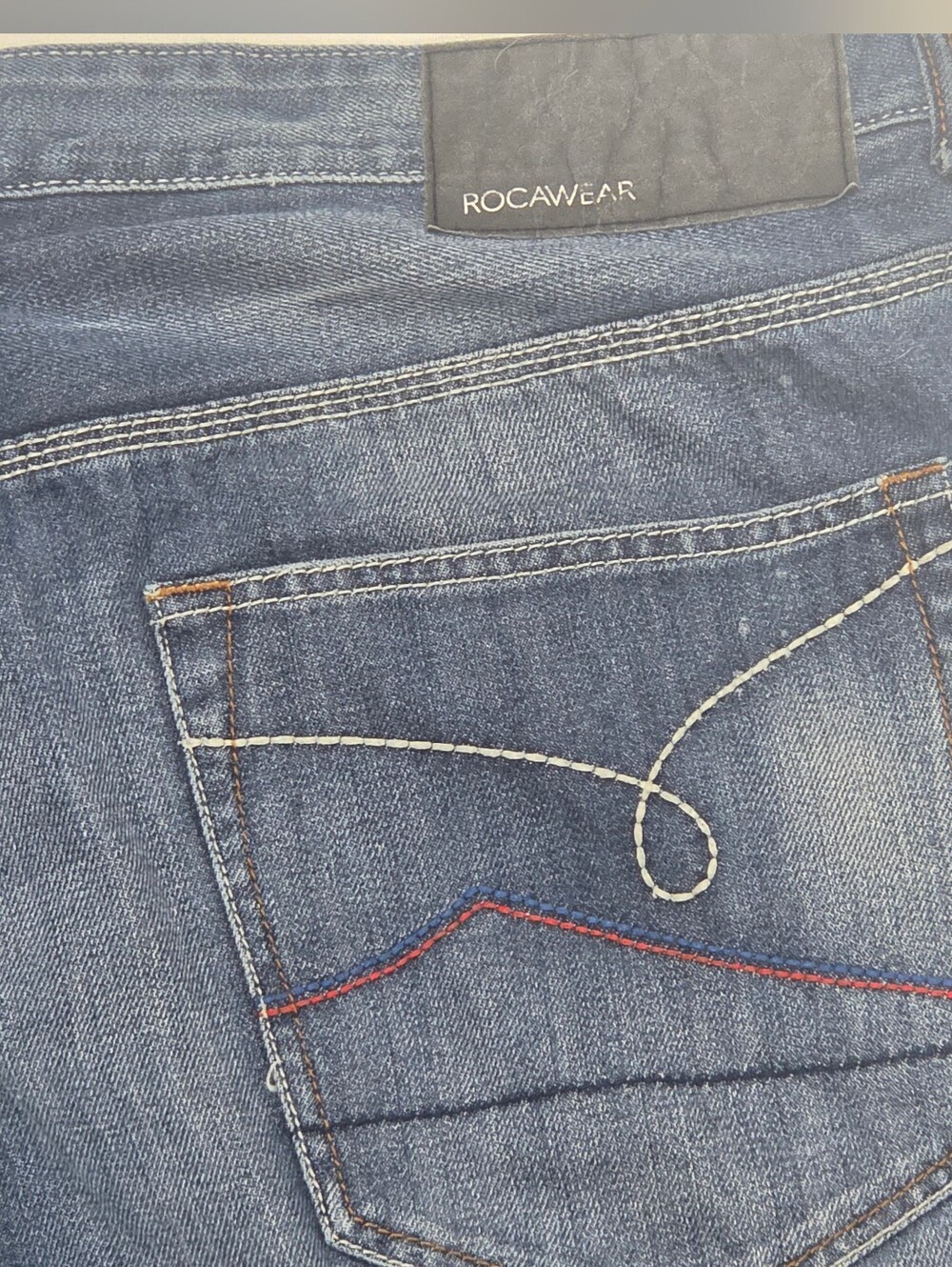 Rocawear Distressed Straight Fit Jeans - W40 - Picture 4 of 8